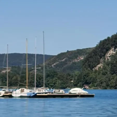 Meublés Ain-jura Apartamento Nantua