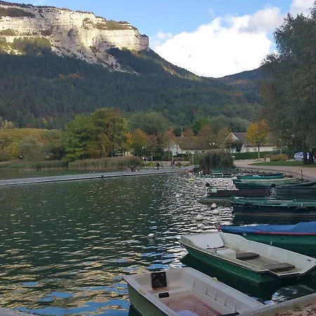 Apartamento Meublés Ain-jura