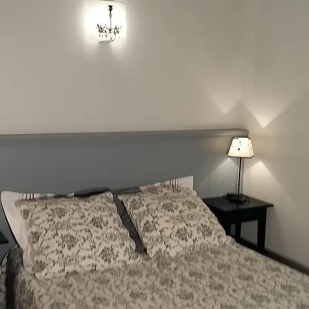 Meublés Ain-jura Apartamento